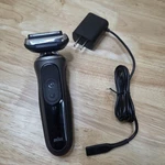 Braun Series (type 5764) Wet & Dry Electric Foil Shaver With Charger. Fixed Price $29.99.
